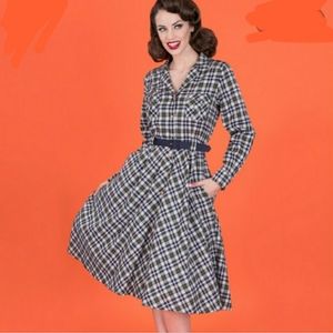 Tatyana Green/Navy Plaid Long-Sleeve Swing
